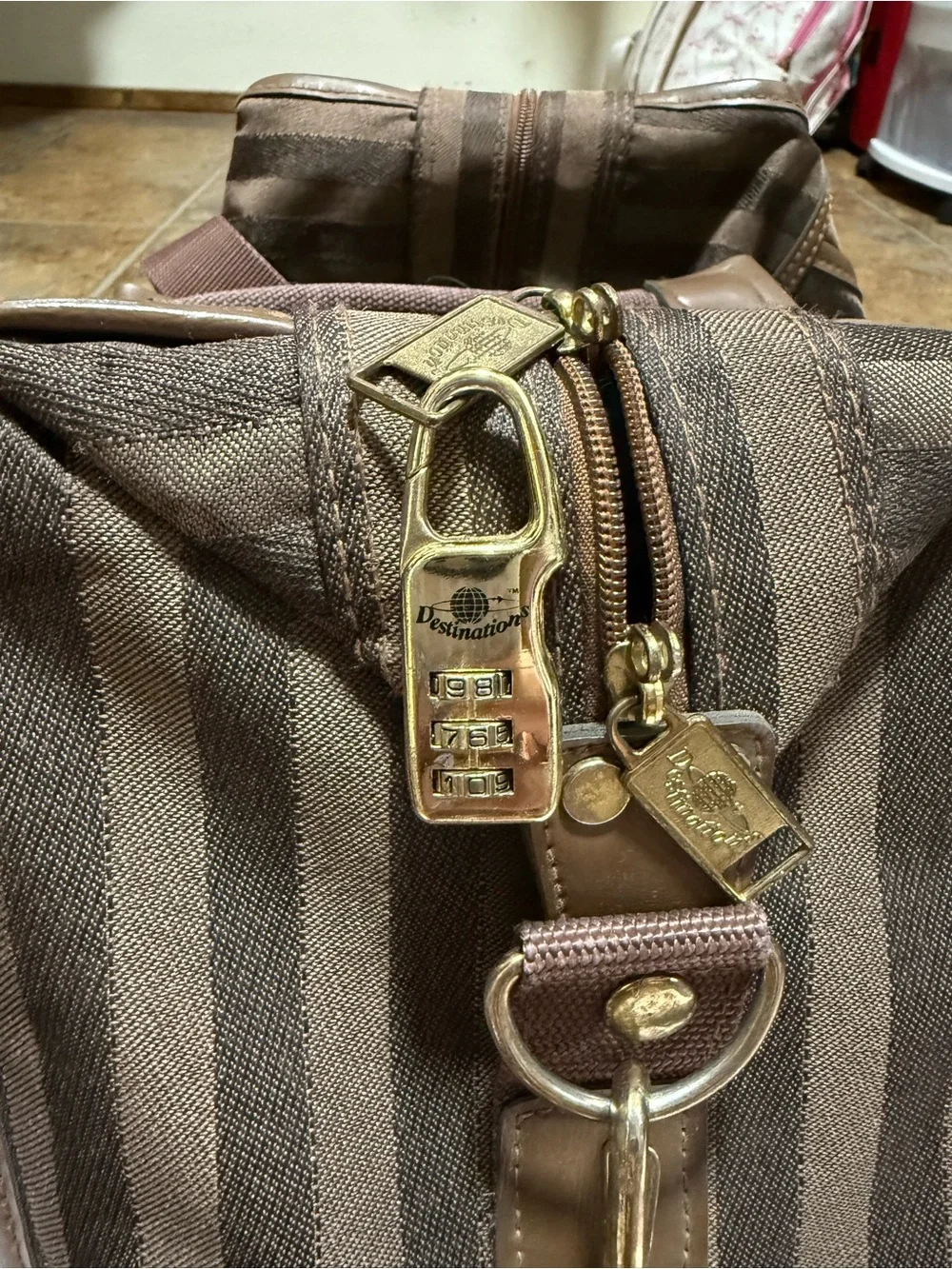 Vintage Destination Brown Striped Weekender Duffel Travel Bag w/ Shoulder Strap